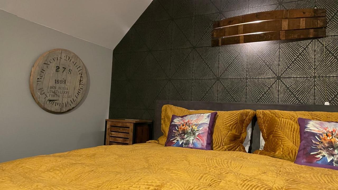 The Gables Whisky B&B Dufftown Bagian luar foto