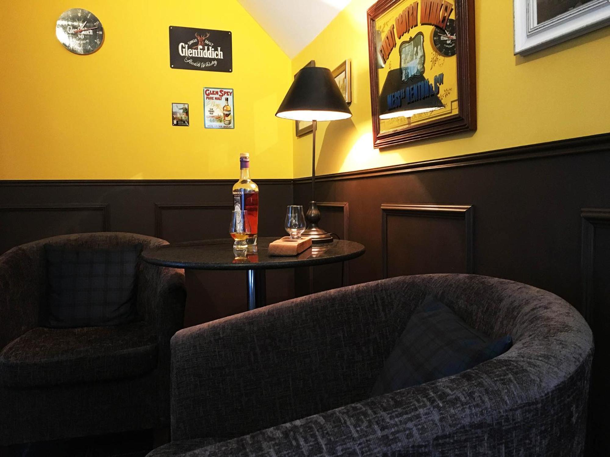 The Gables Whisky B&B Dufftown Ruang foto